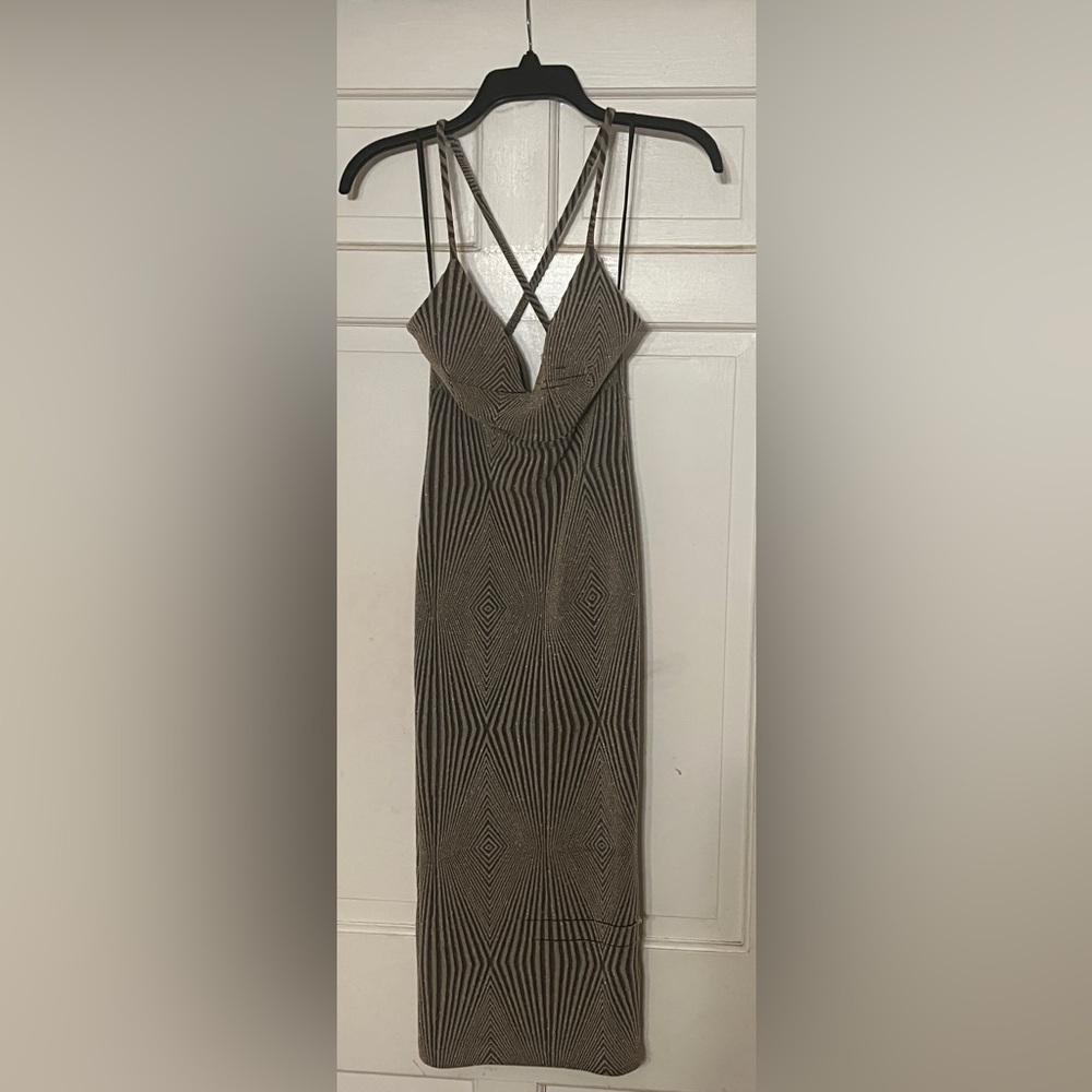Elegant Black and White Geometric Dress